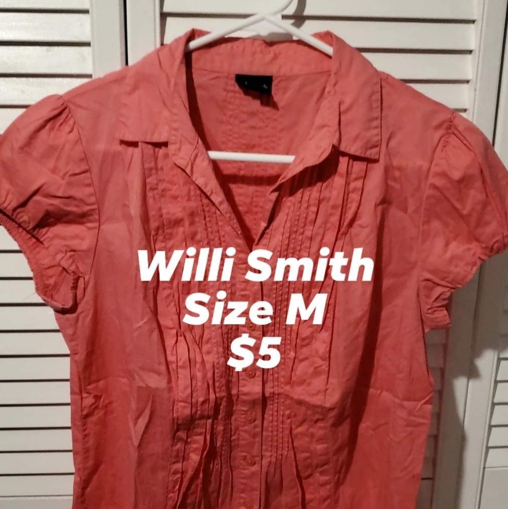 Willi Smith coral button down shirt
